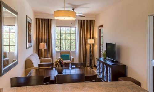 MarBrisa_HGVCM-1Bedroom-CommonArea-2015-1
